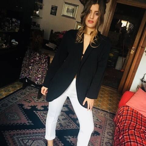 Public Photo of EVELYNE-STAR