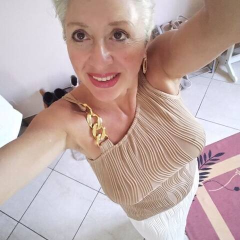 Public Photo of divina_pelosa